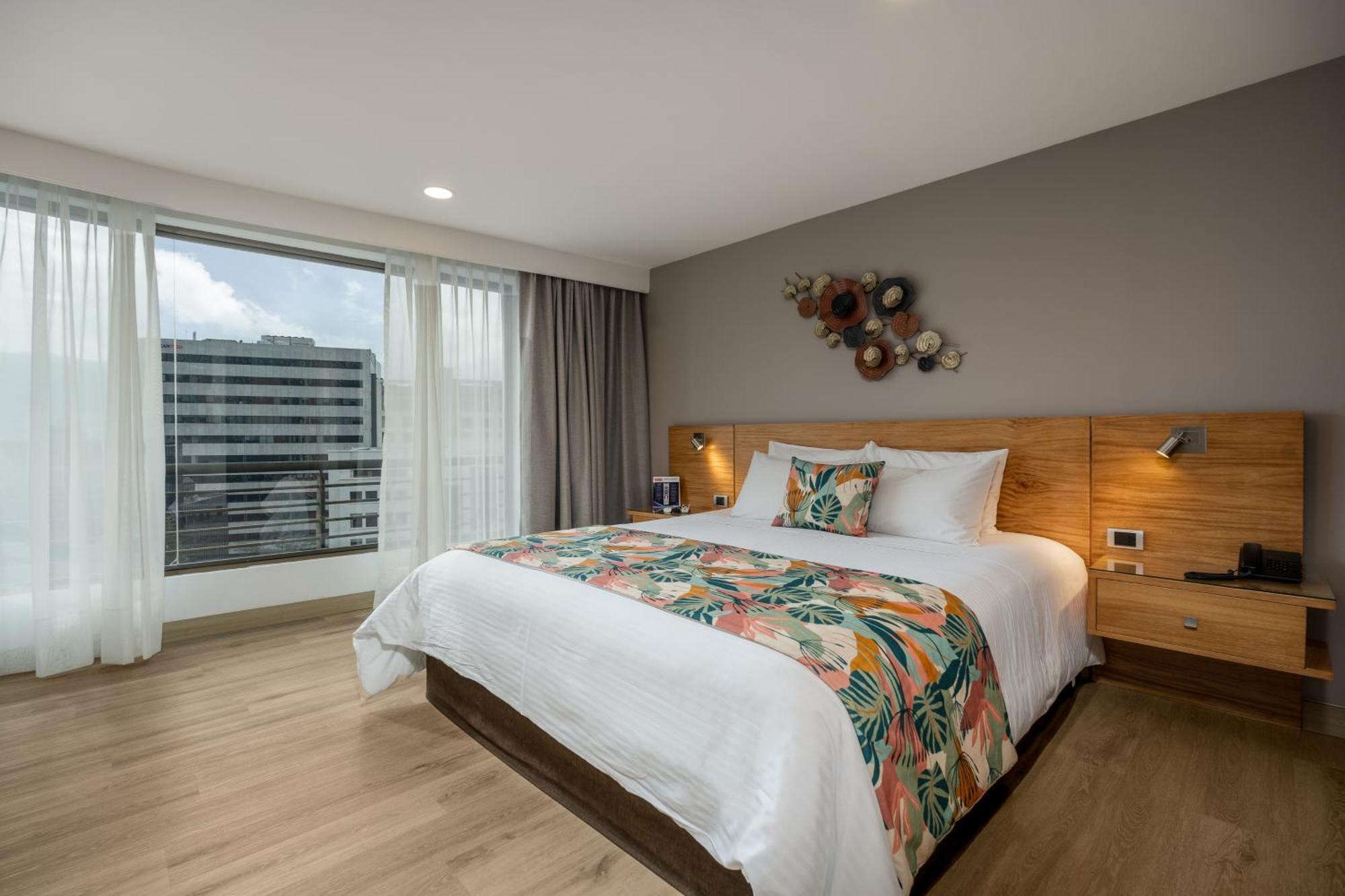 Leblon Suites Hotel Medellín Eksteriør billede