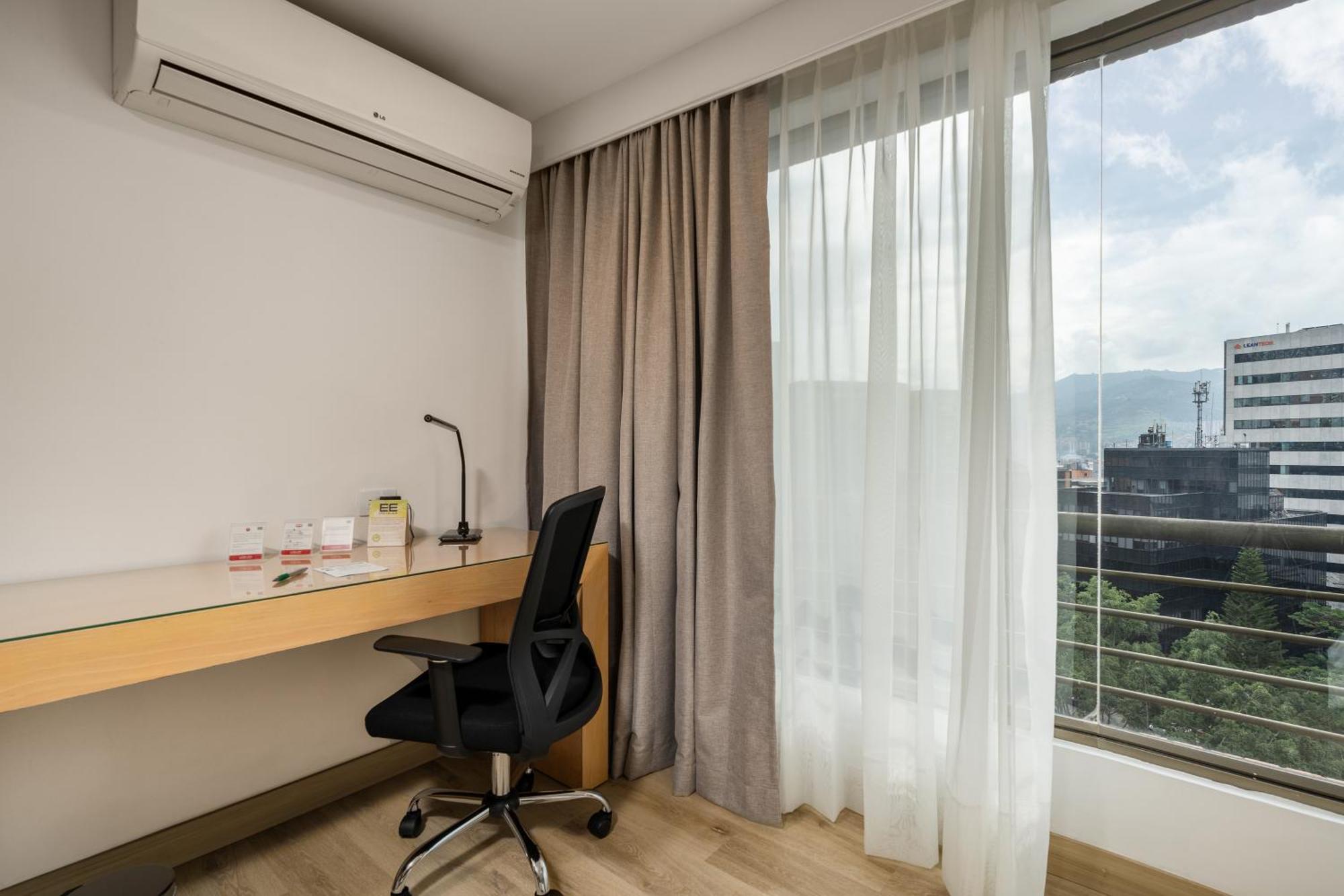 Leblon Suites Hotel Medellín Eksteriør billede