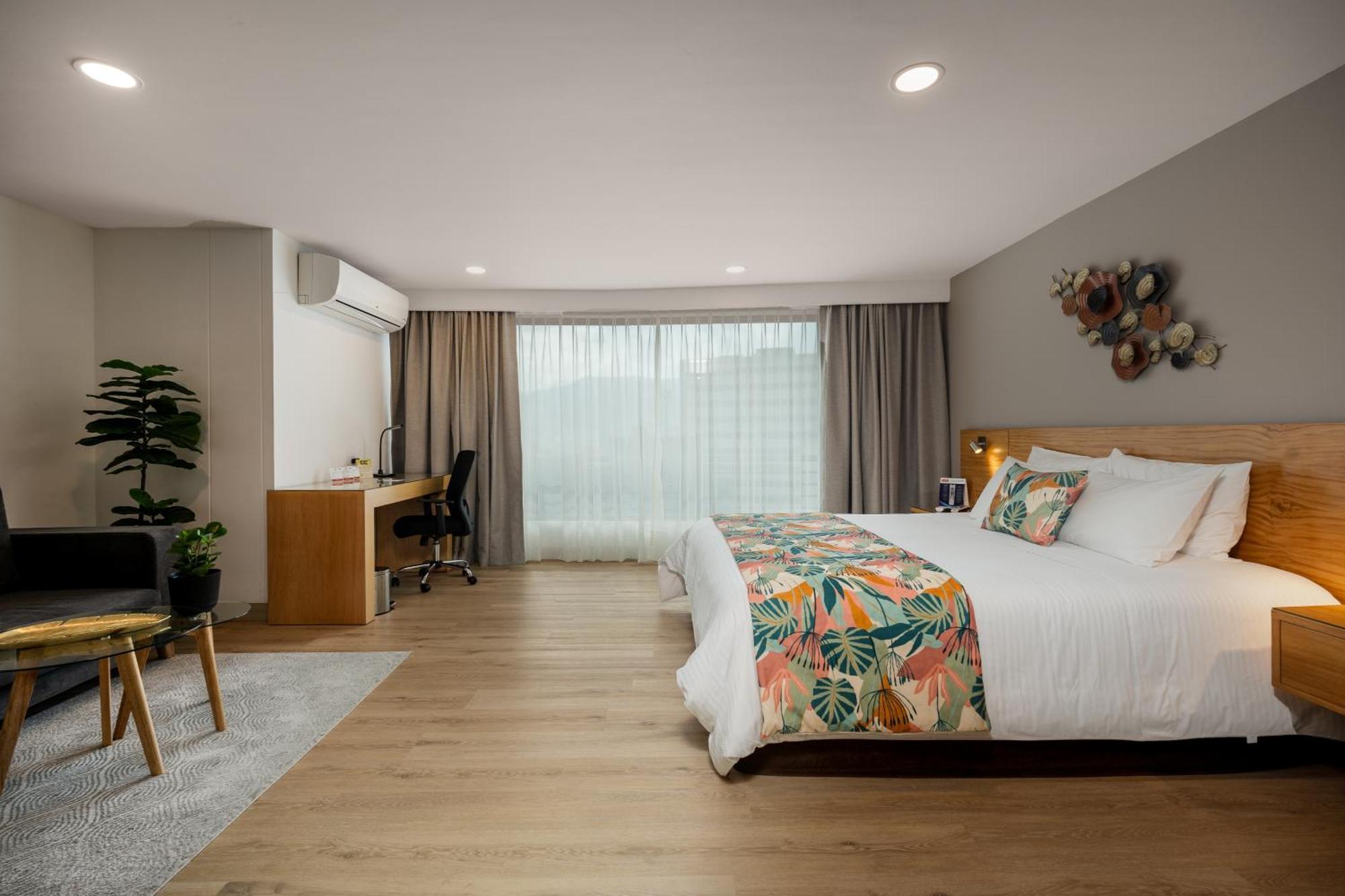 Leblon Suites Hotel Medellín Eksteriør billede