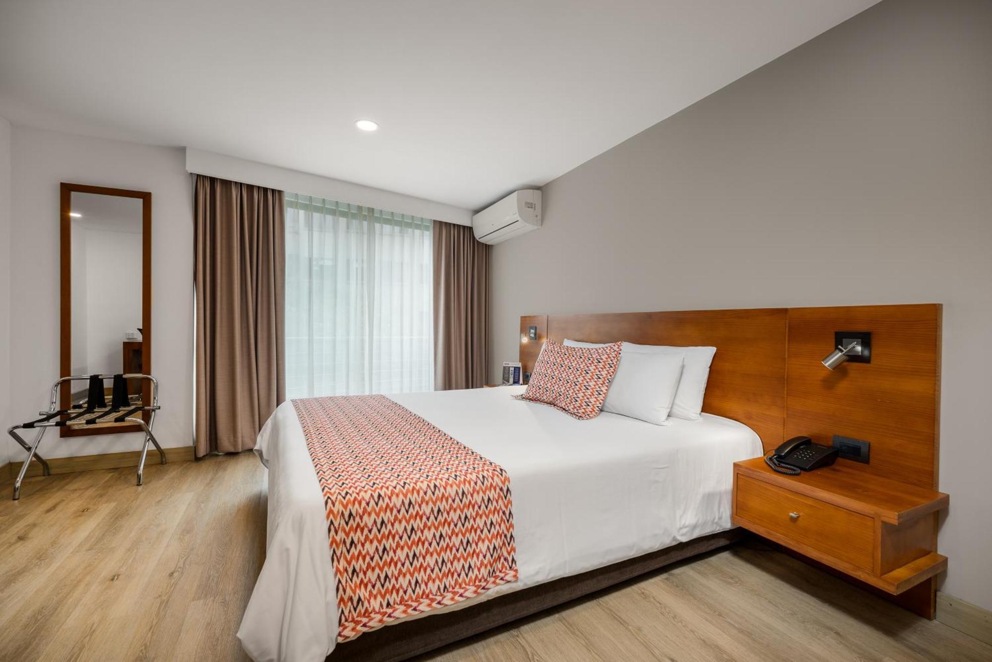 Leblon Suites Hotel Medellín Eksteriør billede