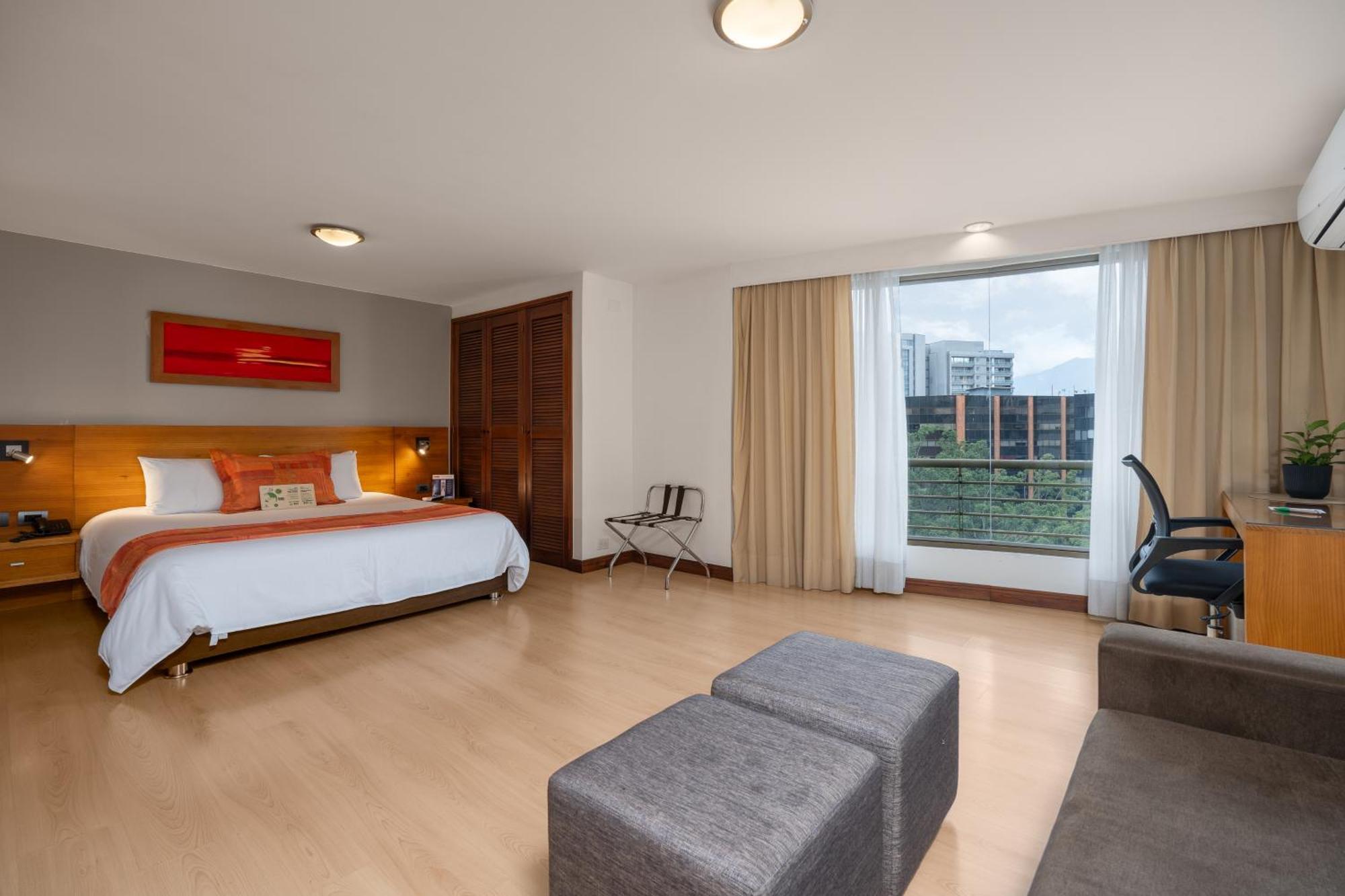 Leblon Suites Hotel Medellín Eksteriør billede